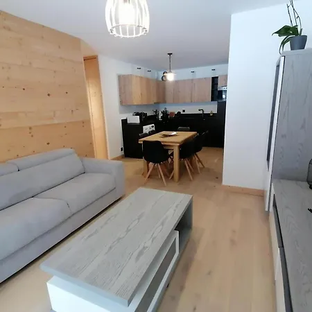 Prestige Au Pied Des Pistes Avec Parking Et Espace Bien-etre - Fr-1-181-2846 Apartman La Plagne